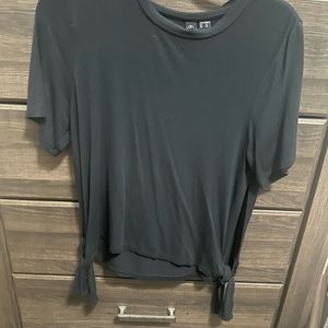 Volcom size small shirt